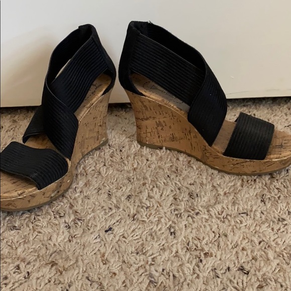 Heels - Picture 3 of 5